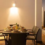 Sleeps 6 With Pool Private & Sauna *