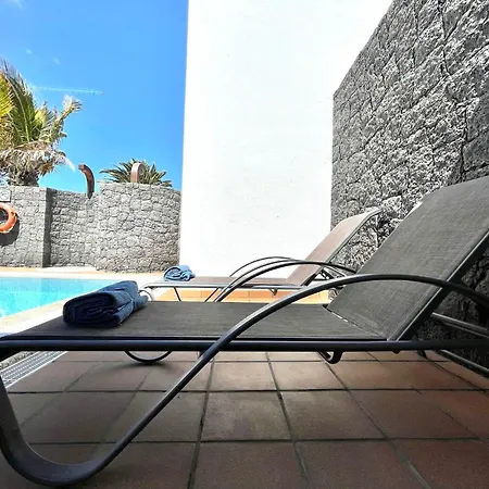 Sleeps 6 With Pool Private & Sauna * Playa Blanca (Lanzarote)
