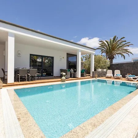 Βίλα Sleeps 6 With Pool Private & Sauna Πλάγια Μπλάνκα