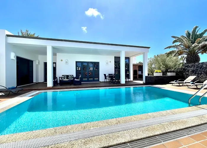 Sleeps 6 With Sauna * Playa Blanca (Lanzarote)