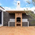 Sleeps 6 With Pool Private & Sauna Playa Blanca