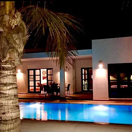 Sleeps 6 With Sauna * Πλάγια Μπλάνκα