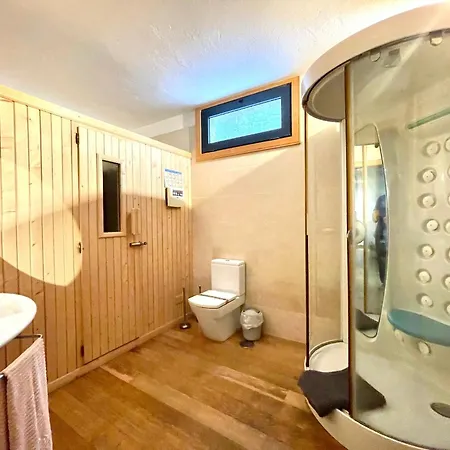 Sleeps 6 With Sauna * Πλάγια Μπλάνκα